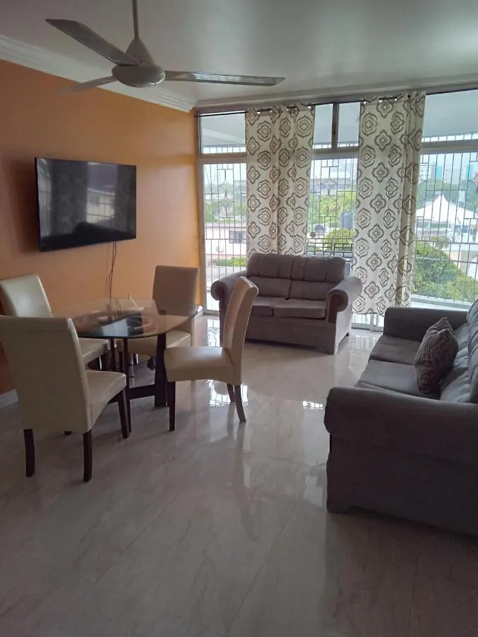 Sea Breeze Penthouse Apartment Kingston 0*,  Jamaika
